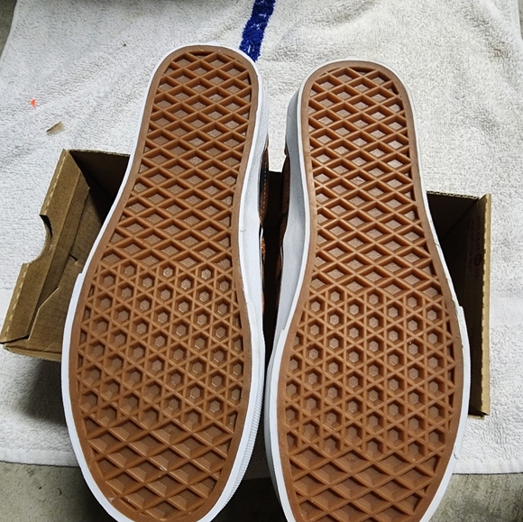 VANS ERA Men's 4.5 / Women's 6 Skate Shoes Tiger/True White - Picture 7 of 7